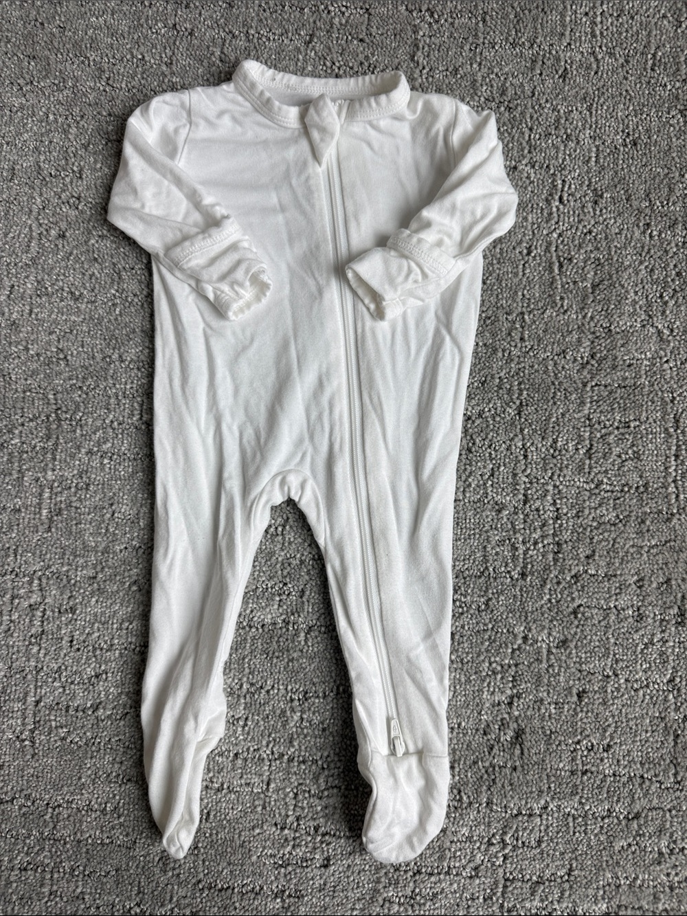 Kyte BABY White Zipper Footed One-Piece